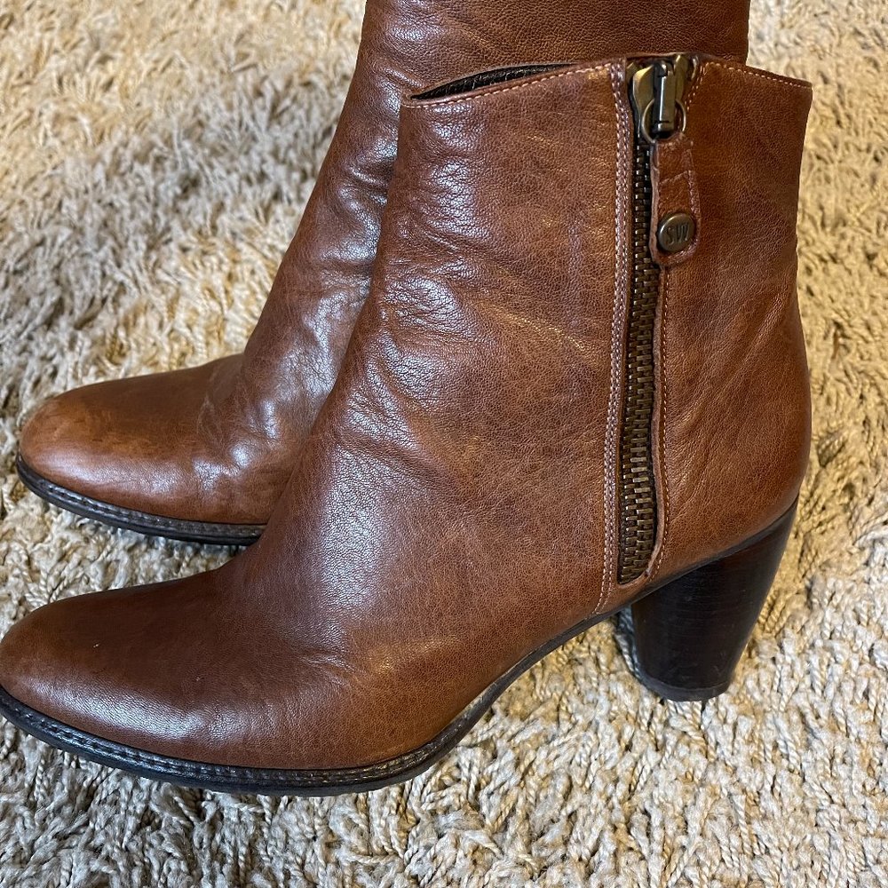 Stuart Weitzman Brown Heeled Boots